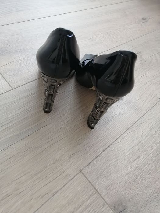 Женские туфли, босоножки