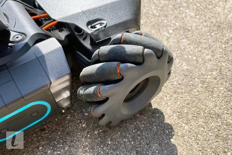 Robot programabil DJI RoboMaster S1