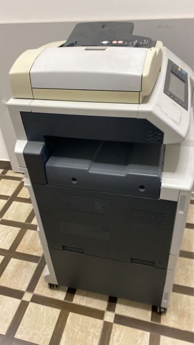 Принтер, сканнер A3, A4 МФУ HP в рабочем сост