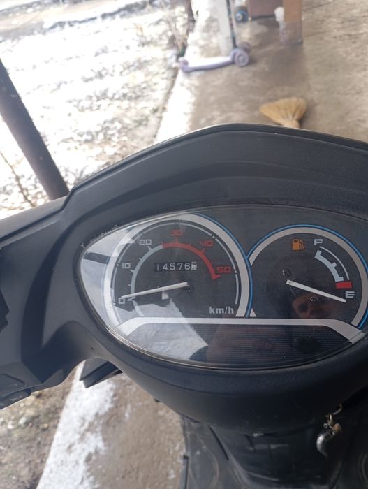 Састаяниси яхши узим хайдаганман азгина жойларида кирилган жойлари бор