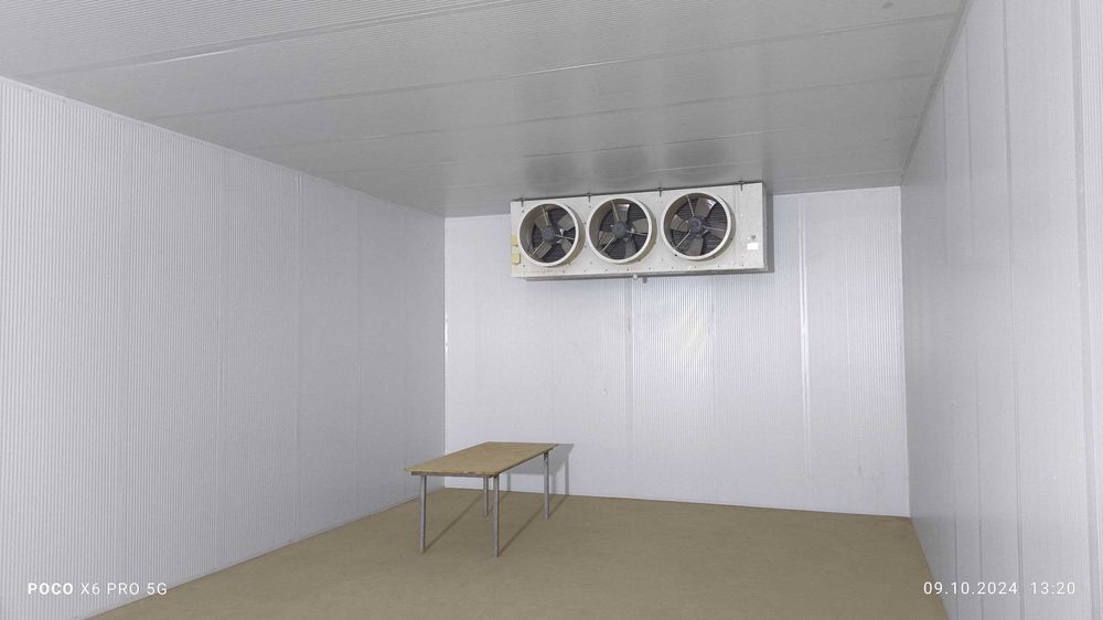 Холодильные и морозильные камеры