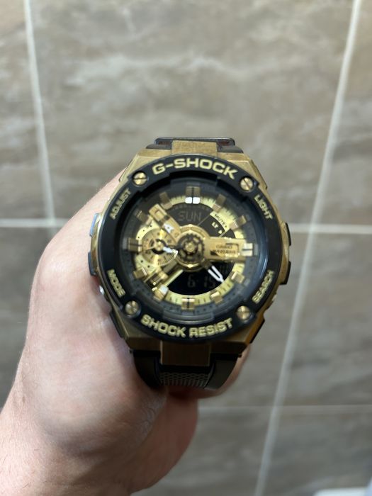 Casio G-shok GST-400