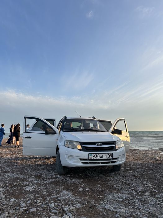 Продам Гранту 2014 автомат