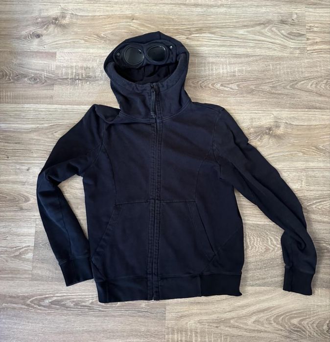 cp company zip
