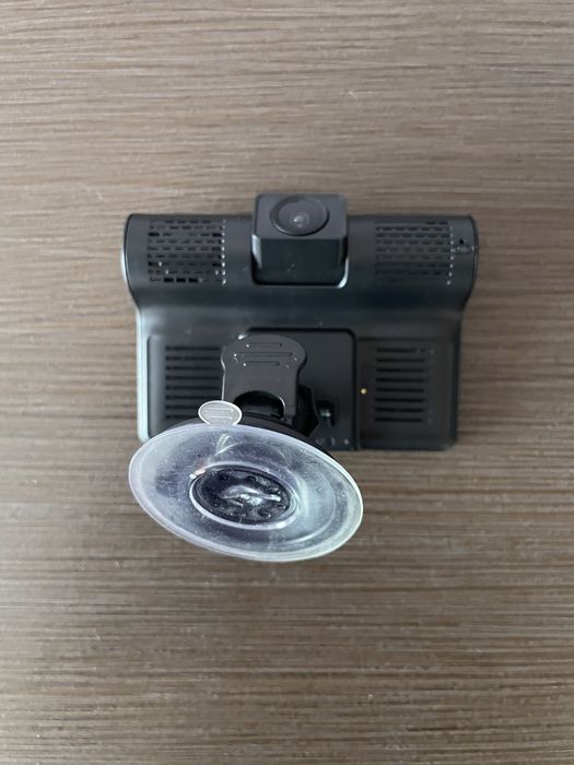 Видеорегистратор + задна камера