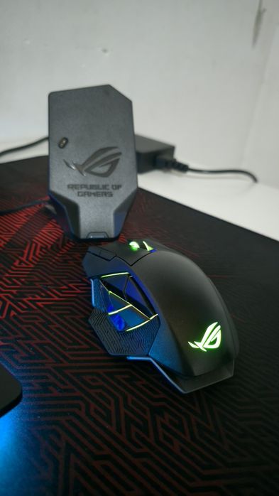 Asus rog strix Scar 18 rtx5090