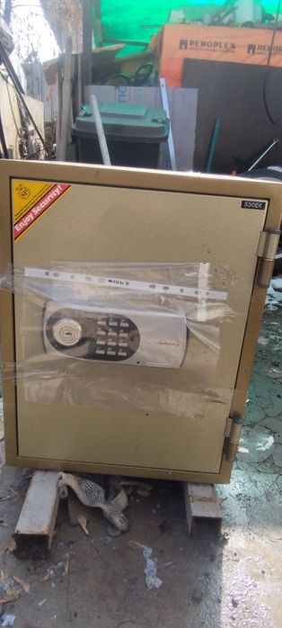 сейф огнеупорный