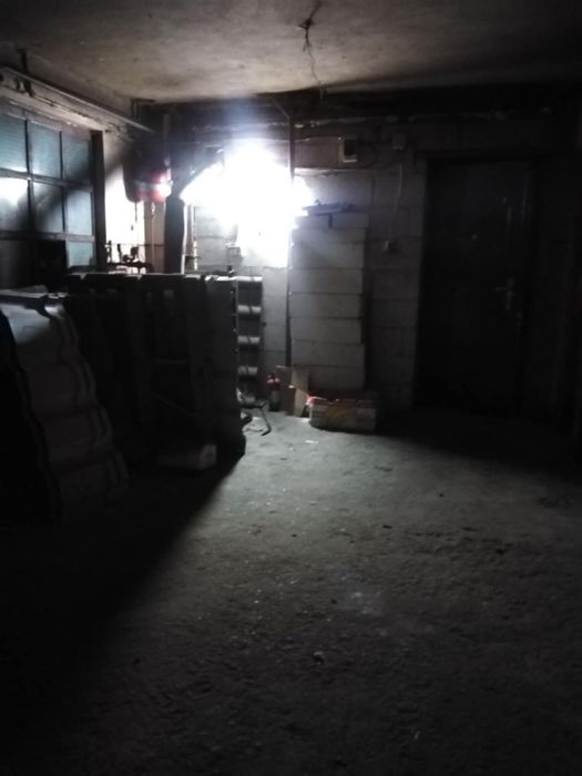 Vand spatiu comercial