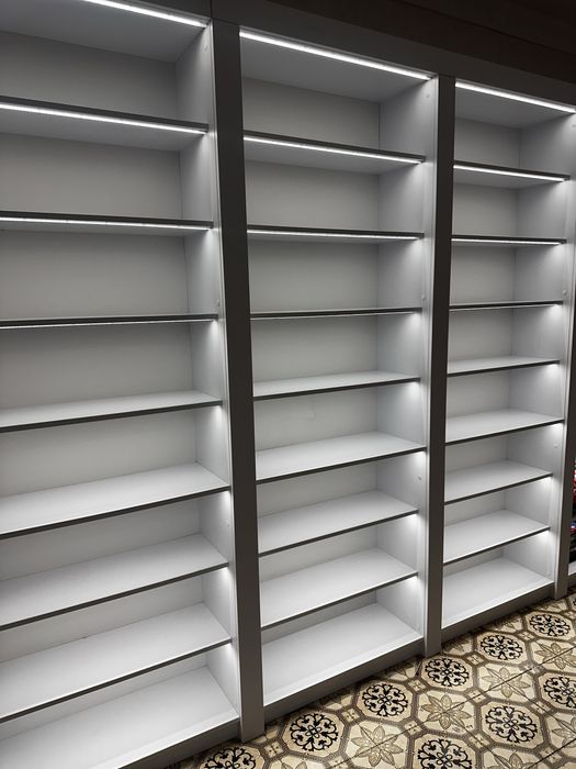 Полки для магазина с подсветкой Новый