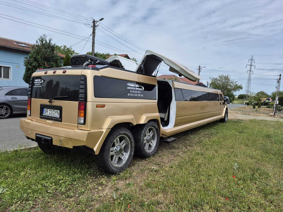 Inchiriez Limuzina Hummer H2 Limuzina de inchiriat Hummer H2