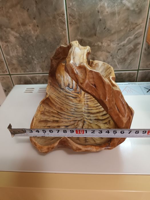 Дървена кошница с дръжка от цяло дърво ръчна изработка