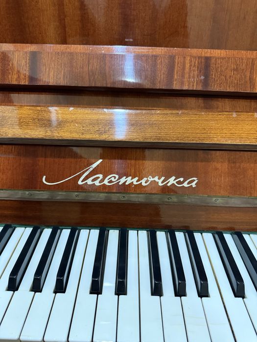 FortePiano sotiladi manzil buxoro ismini bilganla buni biladi