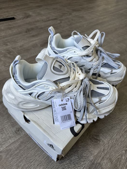 Adidas XLG Deluxe