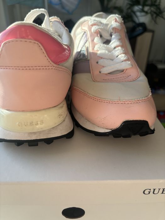 Дамски сникърси Guess