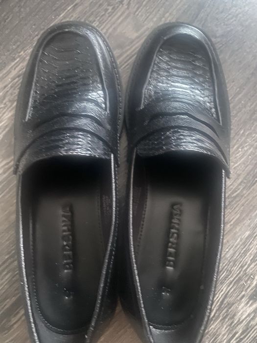 Лоуфъри дамски Bershka