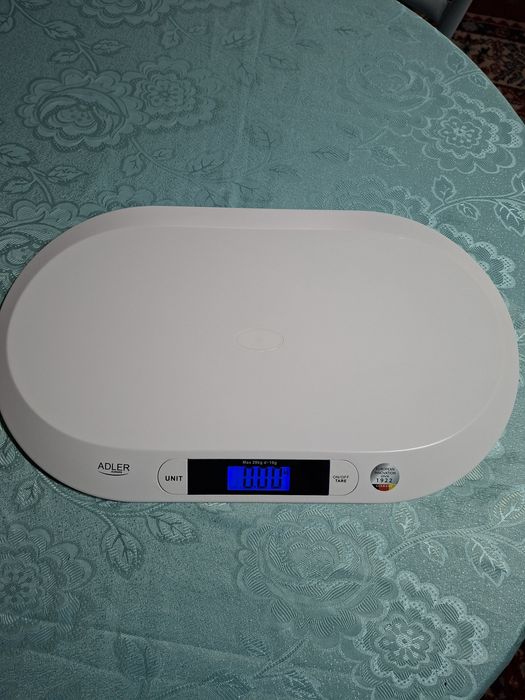 Vând cântar bebeluși nou