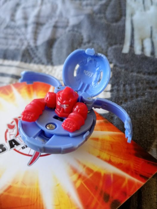 Бакуган/Bakugan играчки