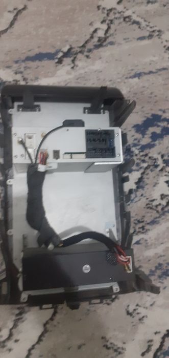 Land cruiser manitor sotlad dars ketkan joyi bor azgina