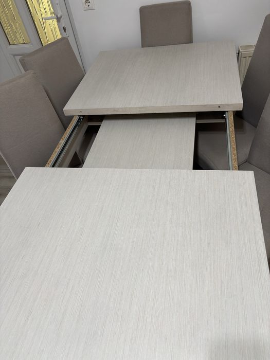 Masa extensibila cu 6 scaune