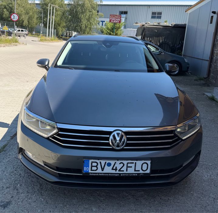 VOLKSWAGEN Passat