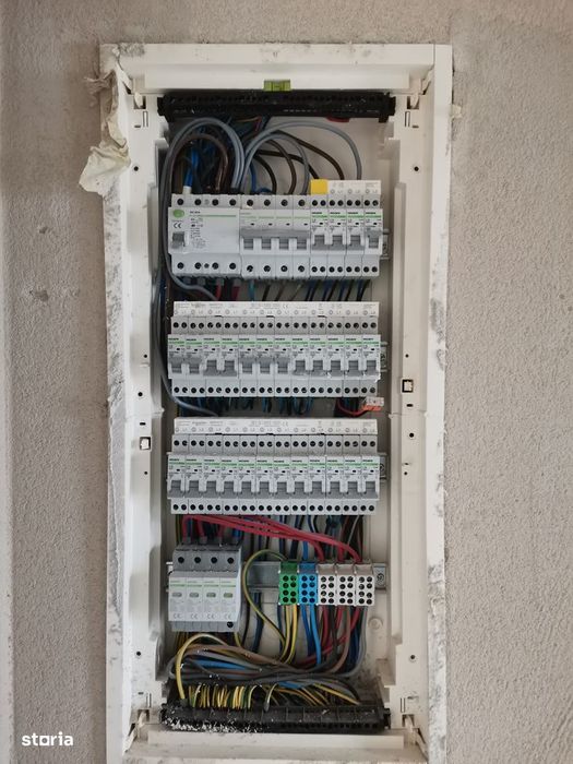 Casă 4 camere constructie de calitate ,construită de proprietar la alb