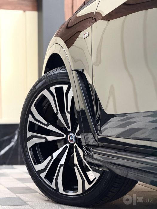 BMW X7 xDrive 40i full