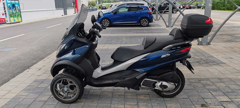 Piaggio MP3 300 LT