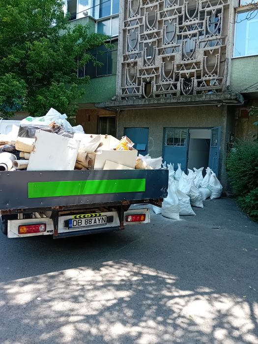 Transport gunoi Deșeuri