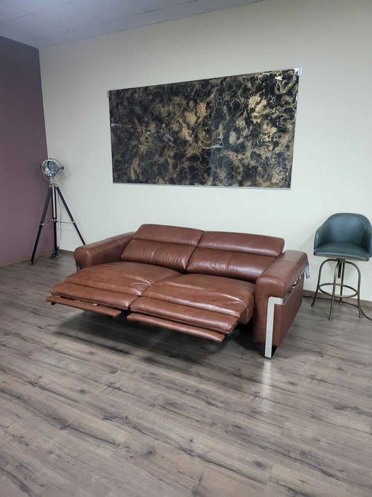 Кафяв кожен диван тройка "Moreno" с електрически релаксиращ механизъм
