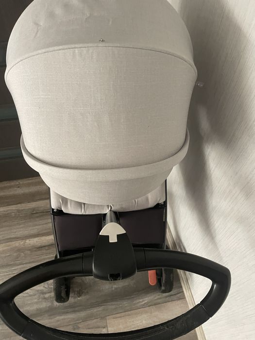 Бебешка количка Stokke
