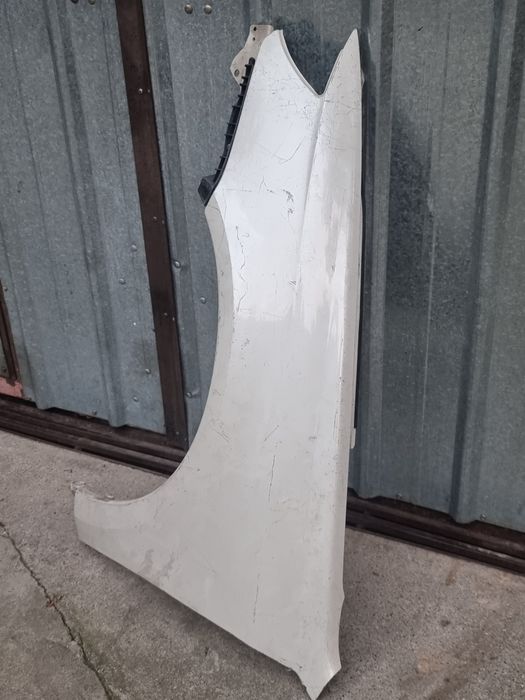 Крыло переднее левое Subaru Legacu  BL .