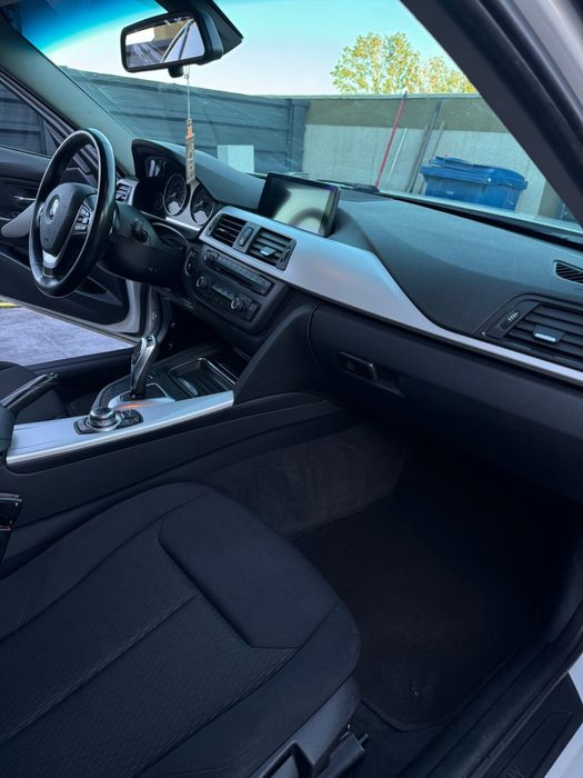 Vand bmw 320d f30 automat M-pachet