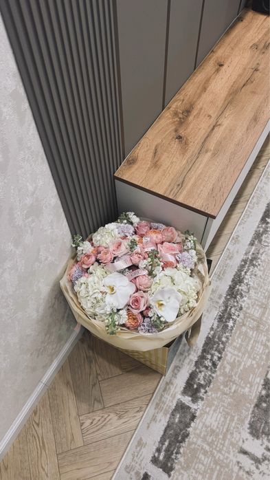 Продам букет цветы CELINE