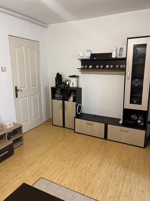 Garsoniera de inchiriat