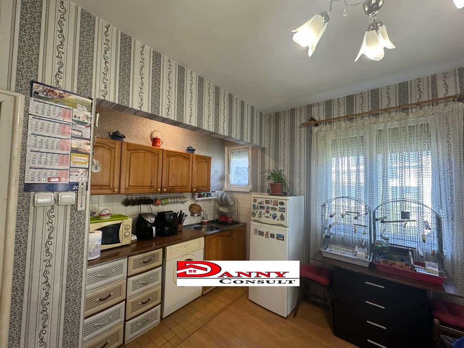 Продава се Тристаен апартамент в Велико Търново, Акация - 85 кв.м за 1412 €/кв.м - Снимка #7