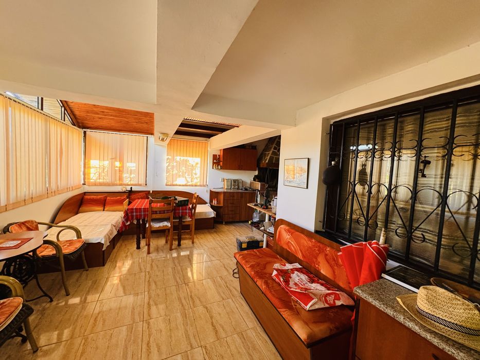 Продава се Къща в Бургас, Възраждане - 140 кв.м за 1286 €/кв.м - Снимка #3