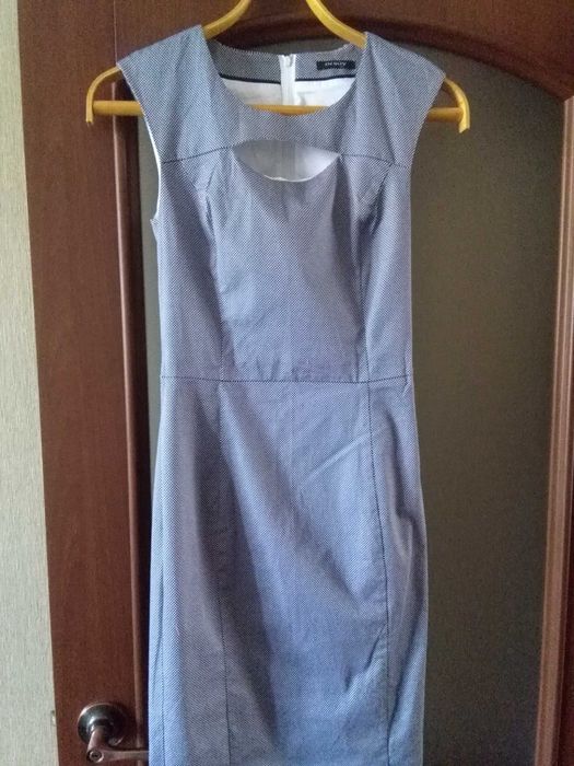 Платье в мелкую клеточку