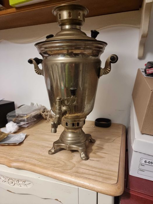 Красив руски самовар