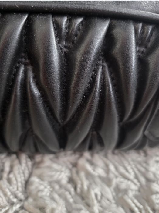 Чисто нова Маркова чанта ест.кожа