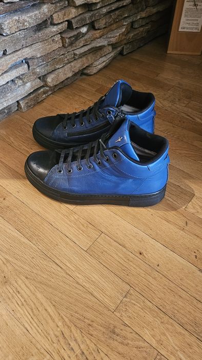 DKNY, Armani jeans, 4US