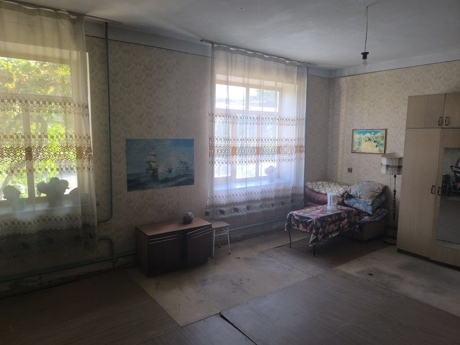 Коттедж два этажа торг уместен