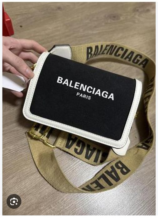 Дамска чанта Balenciaga