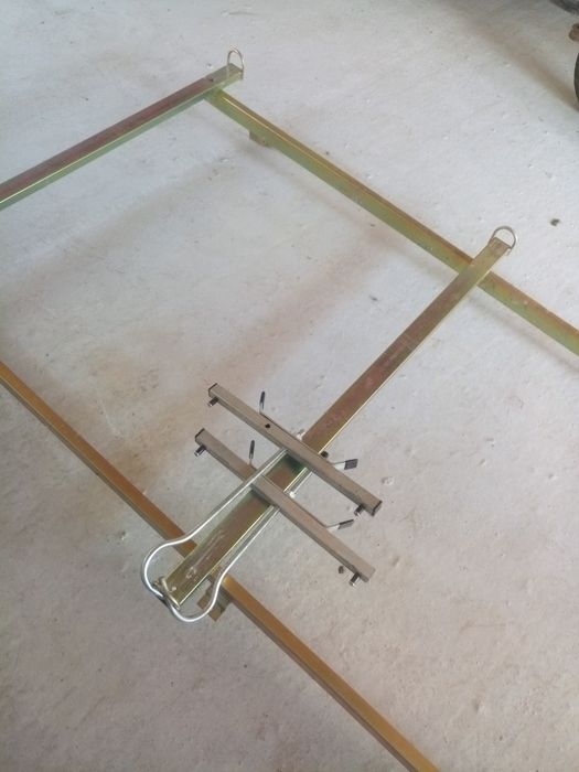 Vand acest portbagaj peugeot