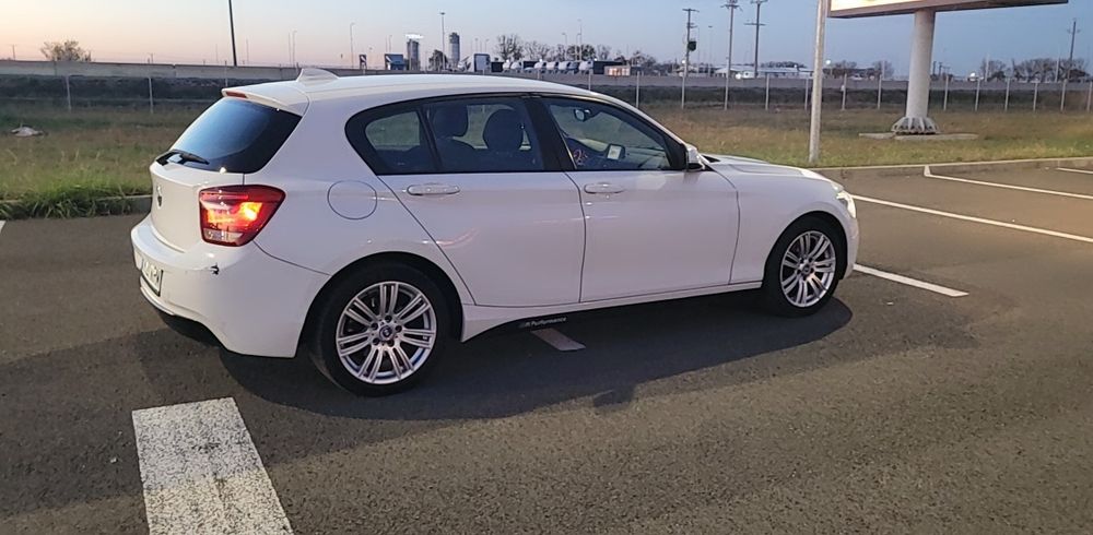 BMW 1 Series 2012 — imagine 2
