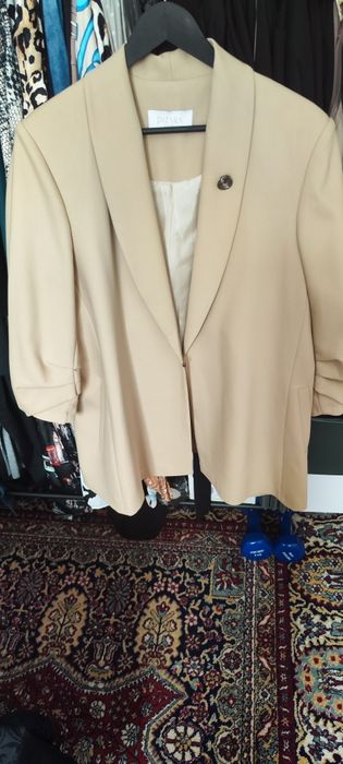 Ново дамско сако