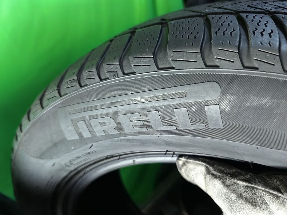 225/60R18  Pirelli sottozero 3 stare foarte buna