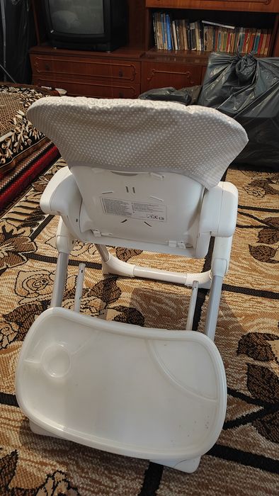 Scaun de masa bebe