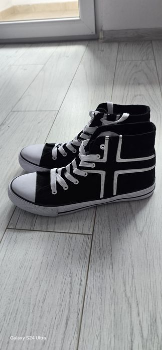 Кецове NORGE 43 номер нови