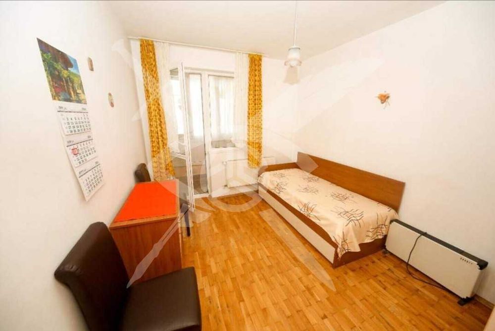 Дава се под наем Двустаен апартамент в Варна, Център - 57 кв.м за 500 € - Снимка #2