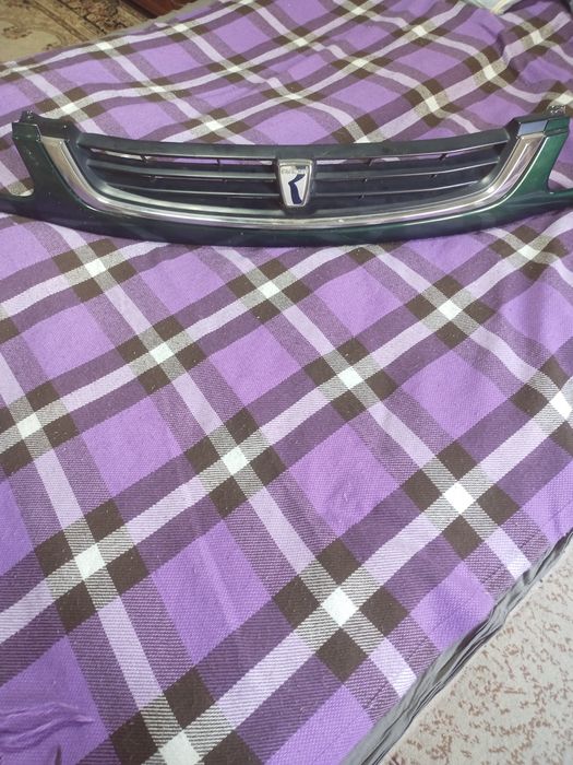 Продам запчасти на Раум 1998г